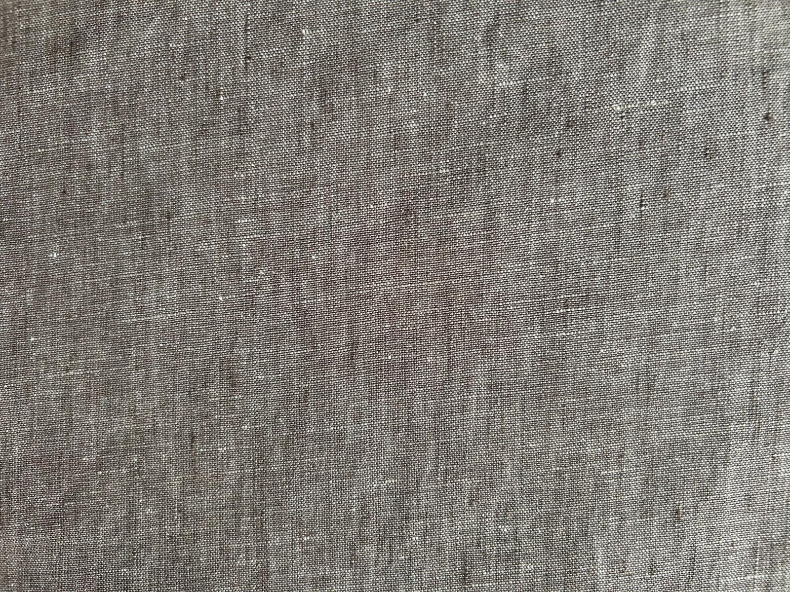 Lino tinto in filo marrone chiaro 5 Lino tinto in filo marrone chiaro - immagine 5