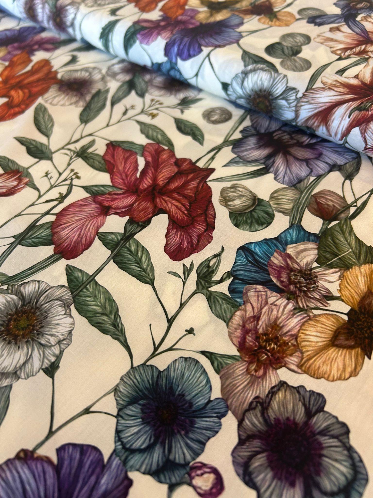 Rasatello cotone mano seta fantasia fiori 2 Rasatello cotone mano seta fantasia fiori - immagine 2