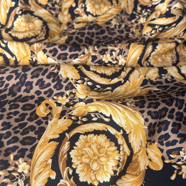 stampa animalier con disegno seta elastica