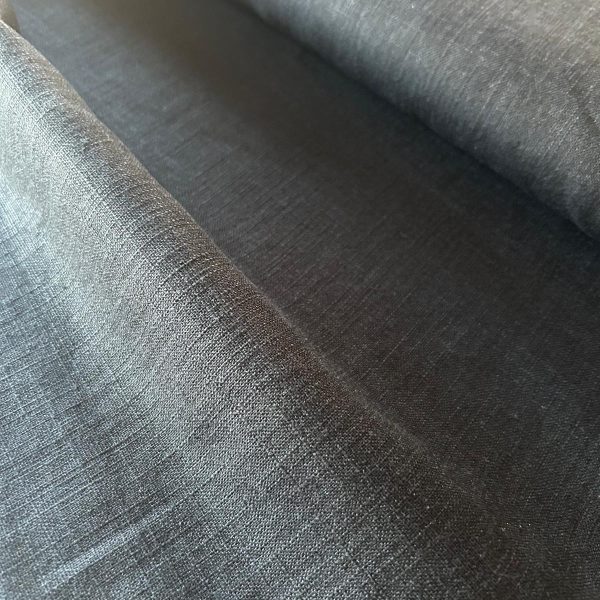 Lino tinto in filo nero