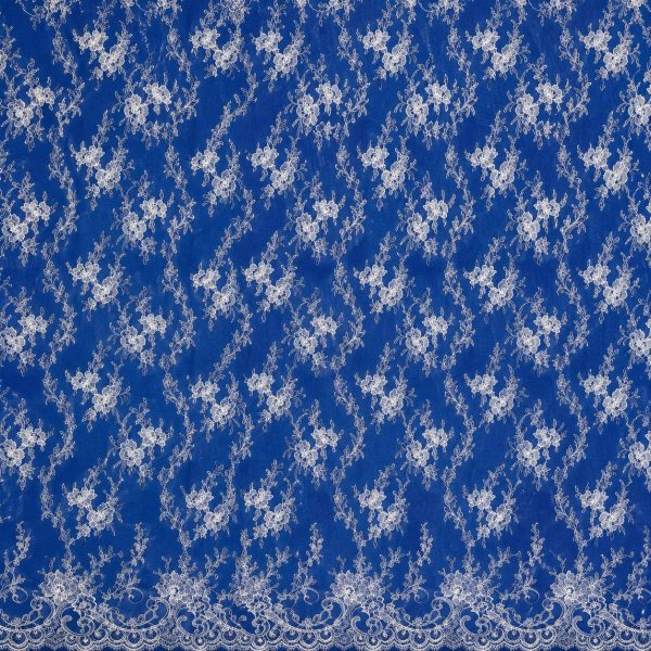 Pizzo chantilly disegno fiore classico