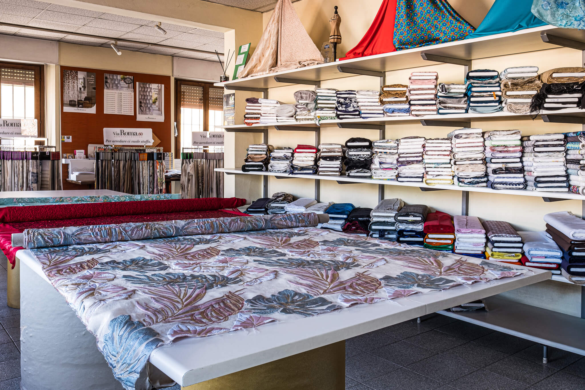 Showroom tessuti 30 Showroom tessuti