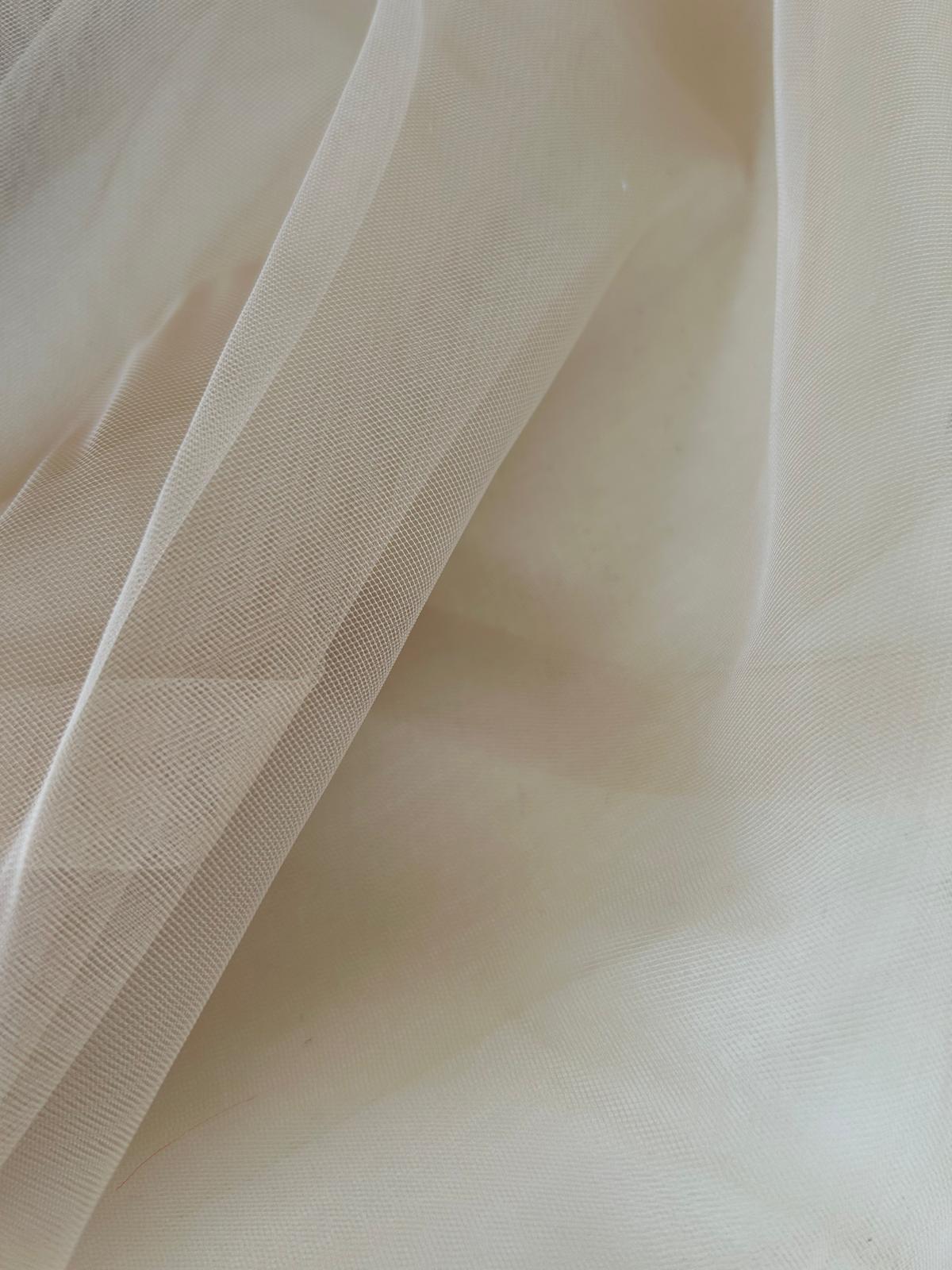 Tulle tipo effetto seta alta qualità avorio 1 Tulle effetto seta alta qualità colore avorio
